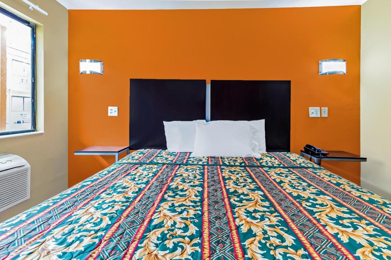 Oyo Hotel Lake Charles Hwy 10 Экстерьер фото
